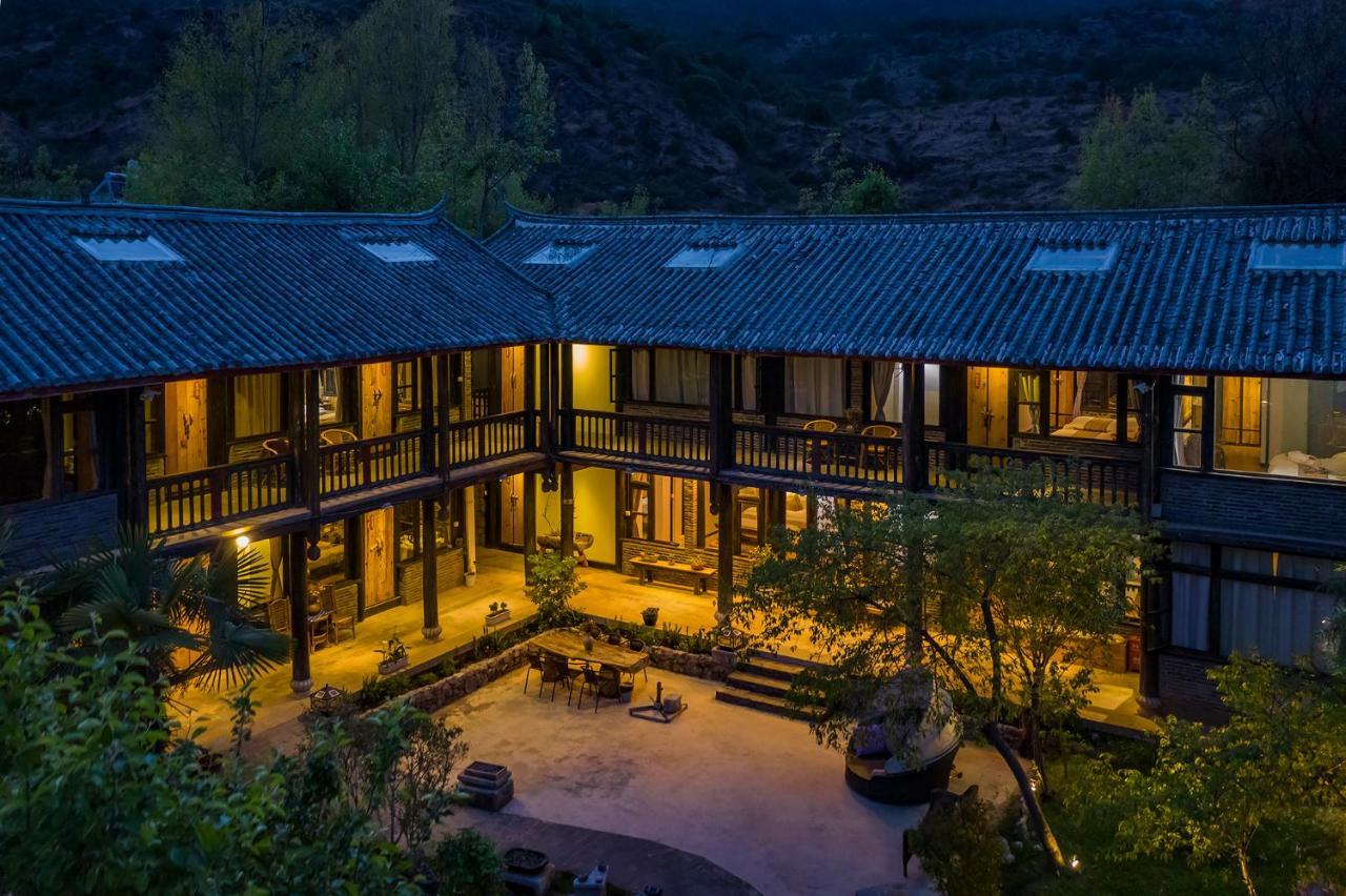 Adonis Inn Lijiang Лиджанг Екстериор снимка