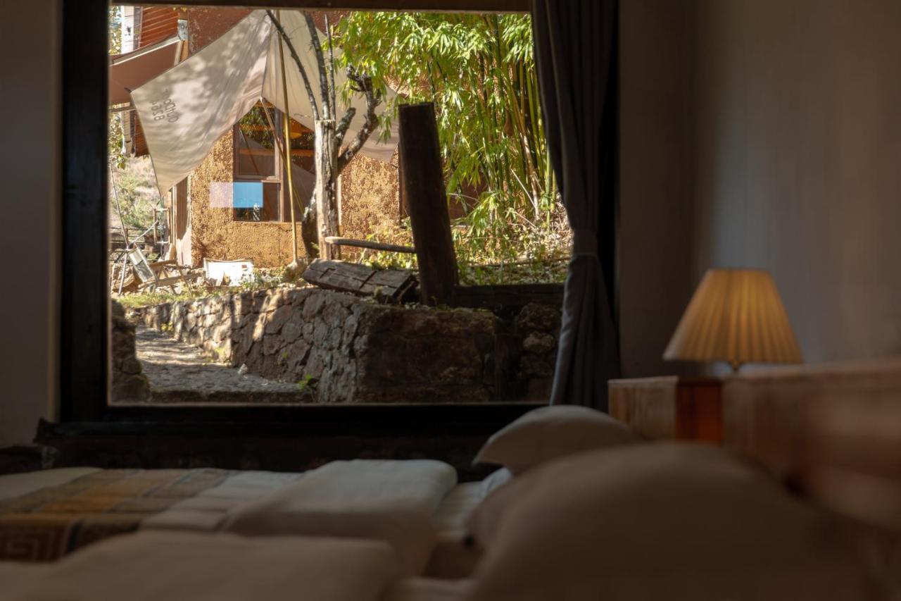 Adonis Inn Lijiang Лиджанг Екстериор снимка